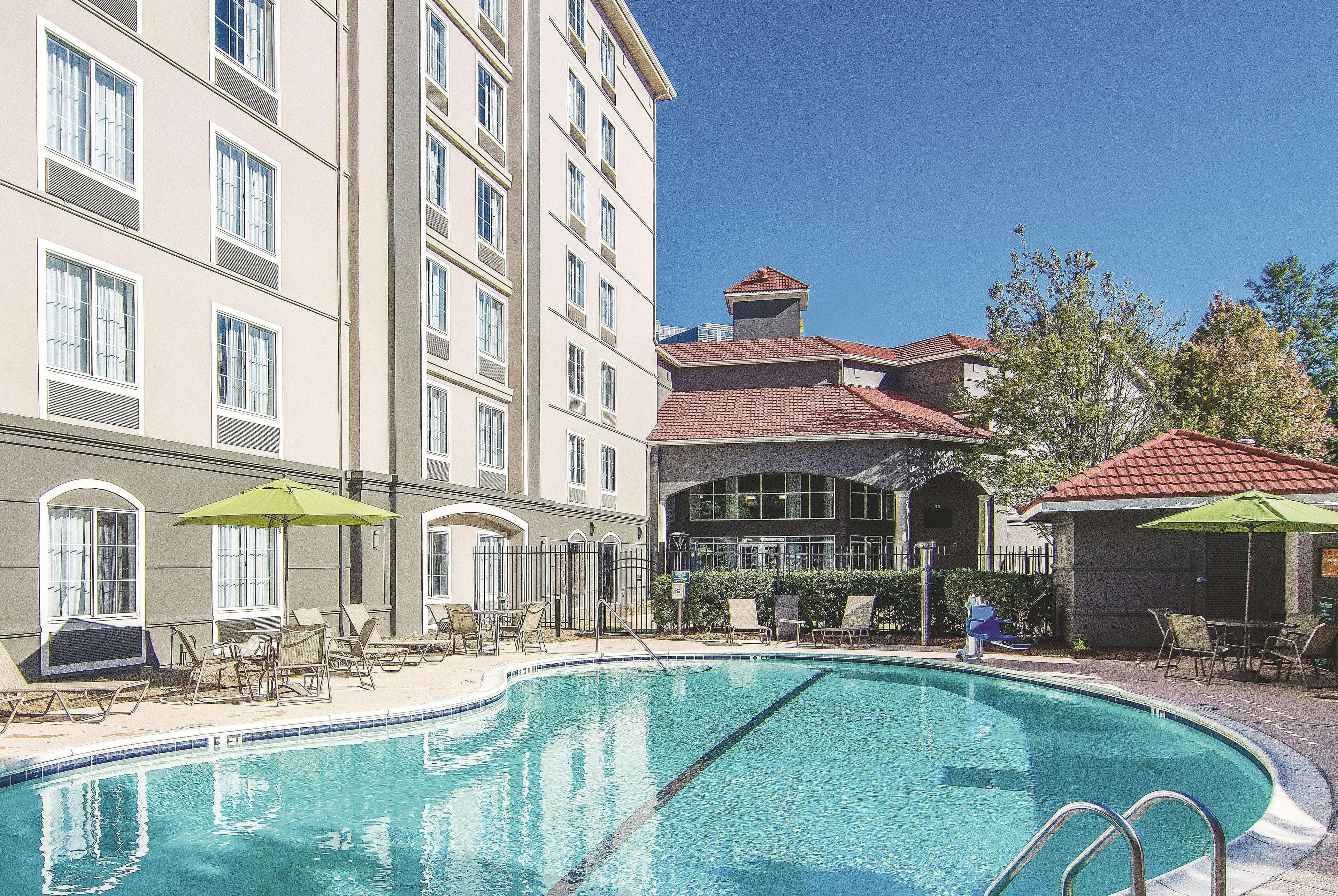La Quinta By Wyndham Atlanta Perimeter Medical Sandy Springs Exterior foto