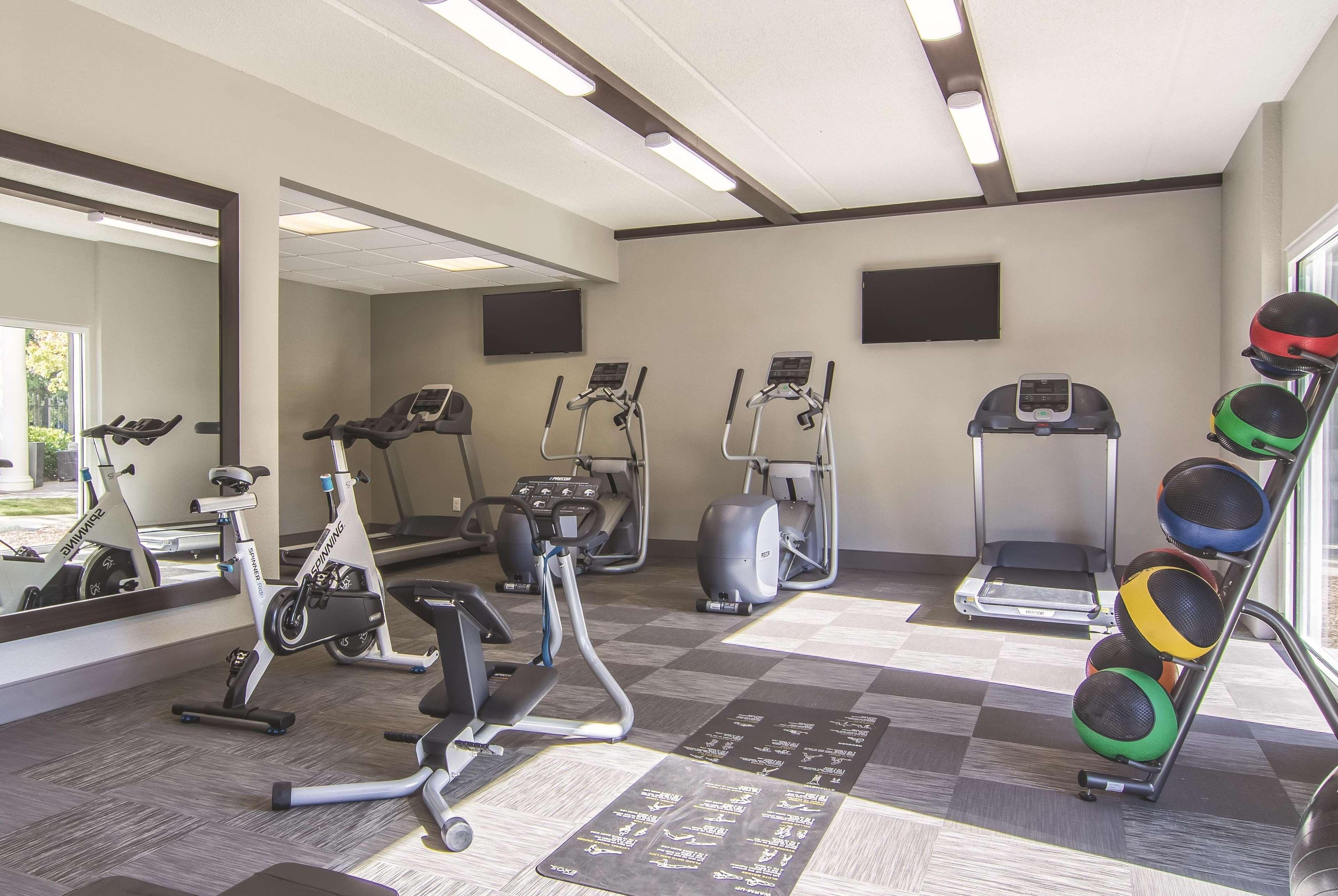 La Quinta By Wyndham Atlanta Perimeter Medical Sandy Springs Exterior foto