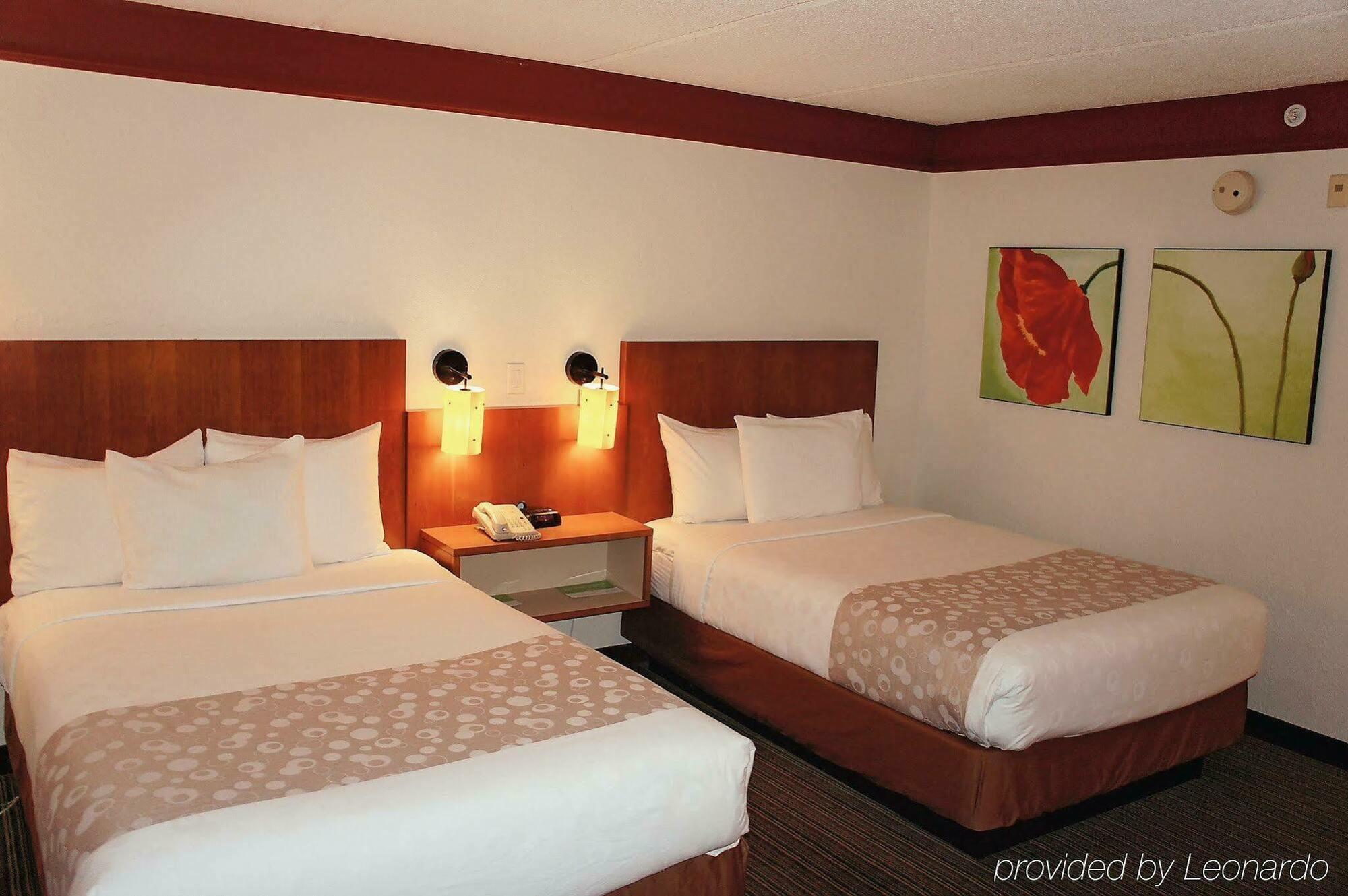 La Quinta By Wyndham Atlanta Perimeter Medical Sandy Springs Exterior foto