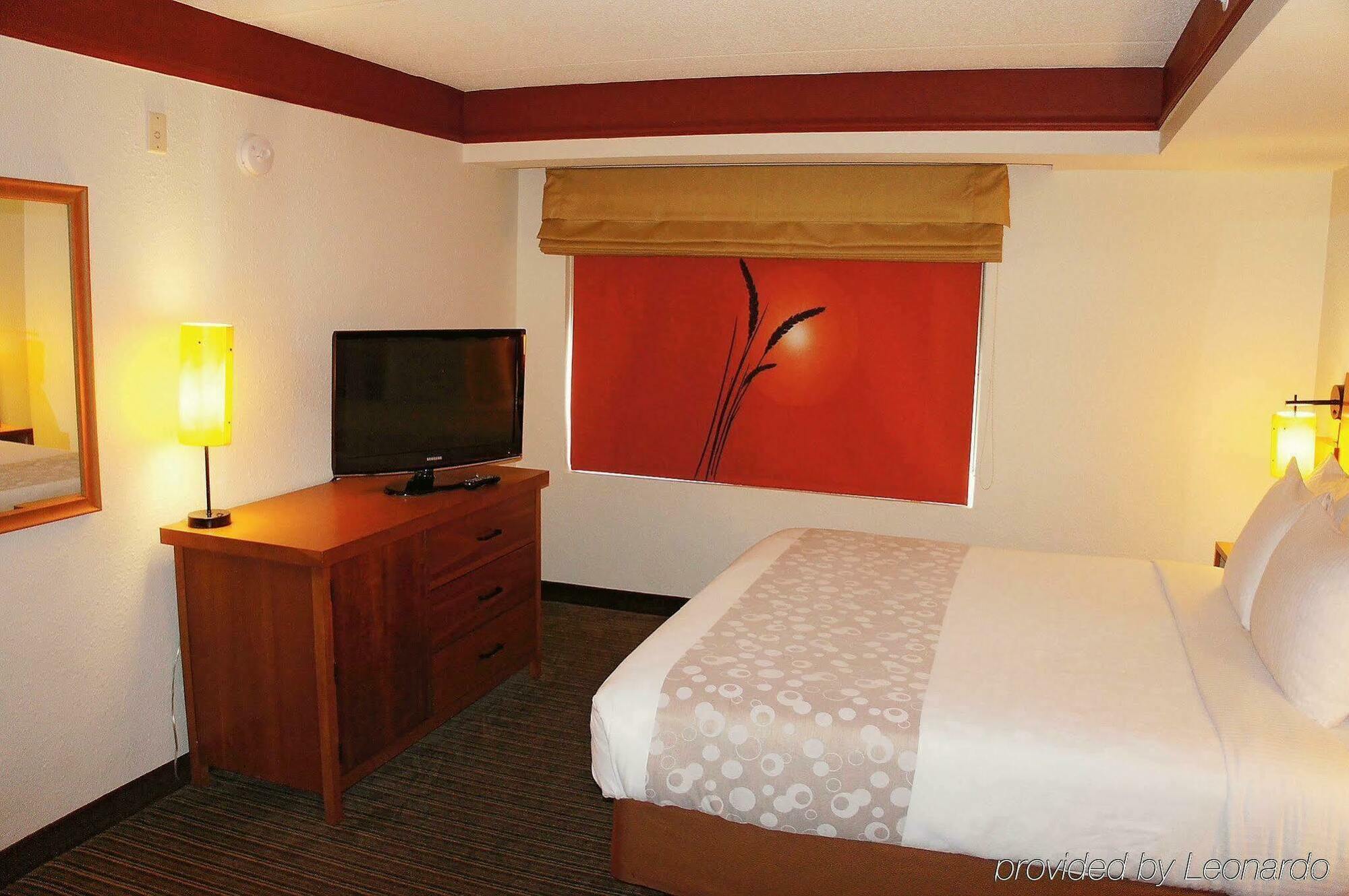 La Quinta By Wyndham Atlanta Perimeter Medical Sandy Springs Exterior foto